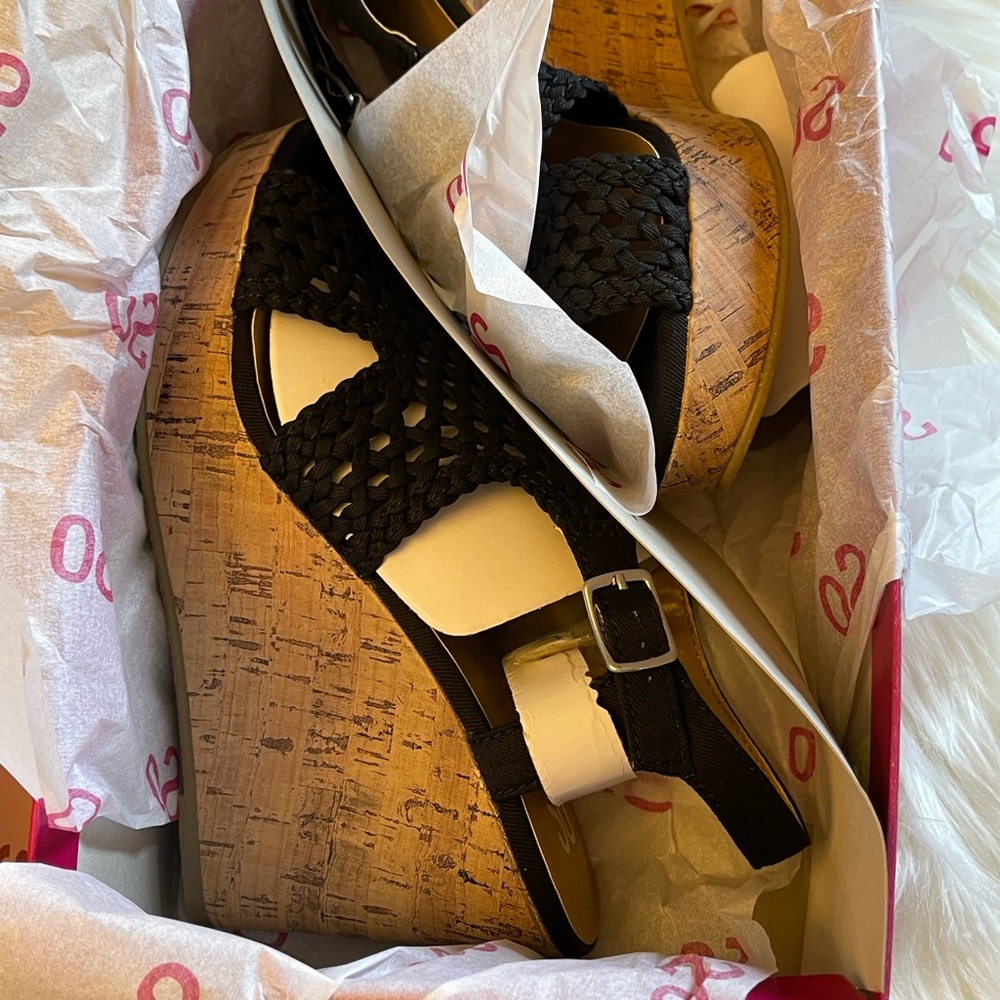 NWT-So brand black cork wedges size 9
